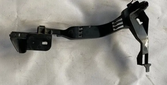 Mercedes-Benz E W213 Other front suspension part A2135462080