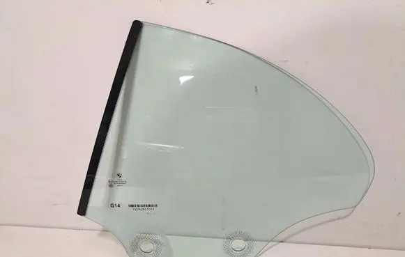 BMW 8 G14 Rear side window 7428515