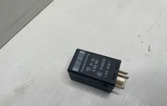 BMW X5 E53 Other relay 6135 8365960 05065000
