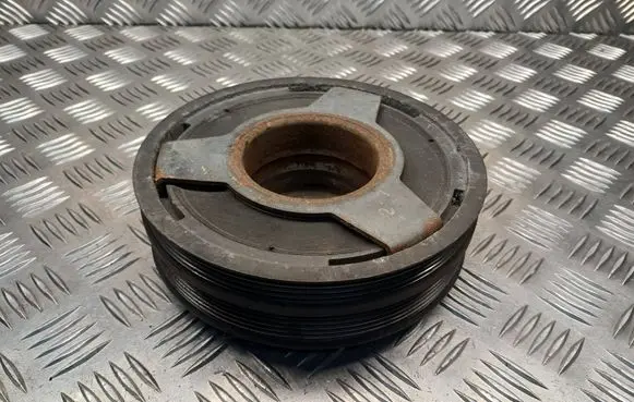 Audi A6 S6 C5 4B Crankshaft pulley 059105251M