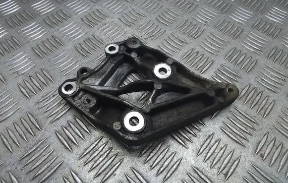 Peugeot 308 A/C compressor mount bracket V754891480 V75489148002 V7548914