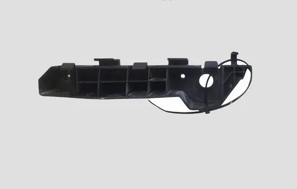 Hyundai Santa Fe Front bumper mounting bracket 865162B000