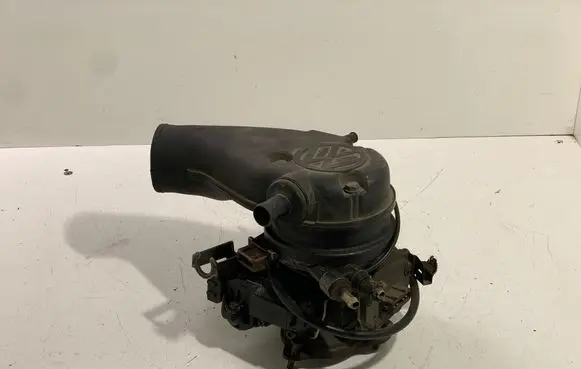 Volkswagen Golf III Throttle valve 05C129761H 0132008600