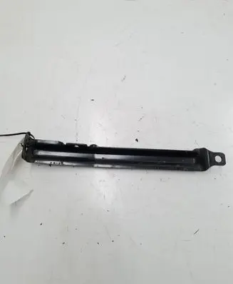 Seat Altea Fender mounting bracket 5P0803249A