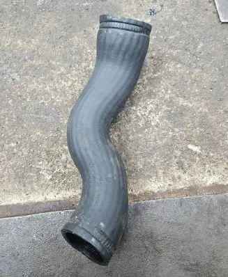 Volvo V70 Intercooler hose/pipe 30680218