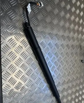 BMW 3 G20 G21 Tailgate strut 7453413 C86009107 20240314150548