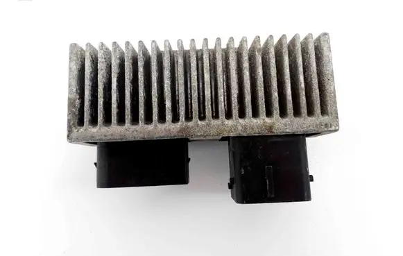 Glow plug pre-heat relay