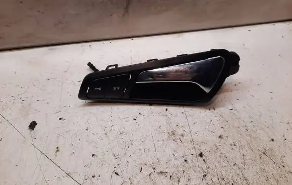 Volkswagen PASSAT B6 Front door interior handle 3C1837113