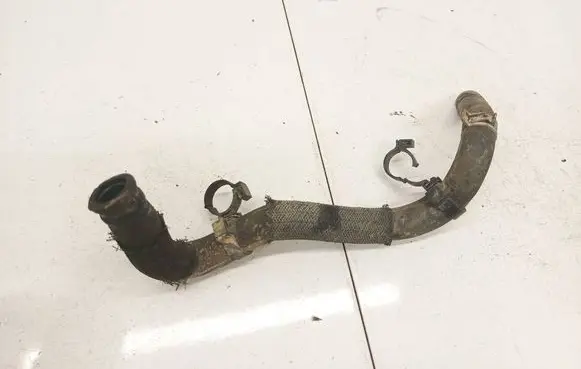 Toyota RAV 4 (XA30) Engine coolant pipe/hose 