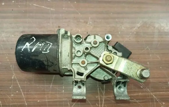 Renault Megane II Wiper motor