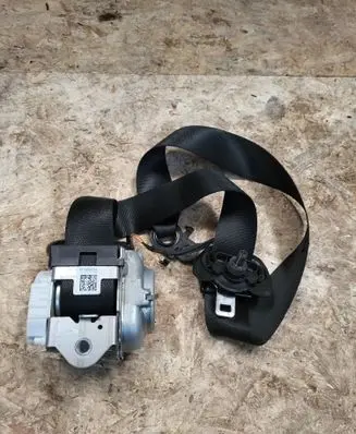 BMW 5 G30 G31 G38 Front seatbelt S1743006704