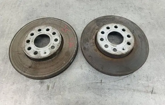 Volkswagen Jetta V Front brake disc 241045HART