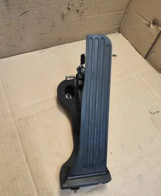 Volkswagen Golf V Accelerator throttle pedal 1K1721503P