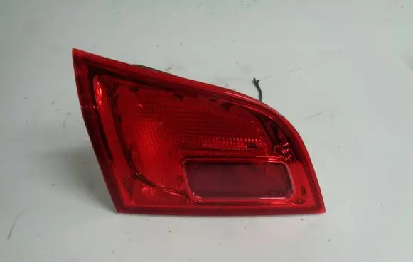 Opel Astra J Tailgate rear/tail lights 13282246