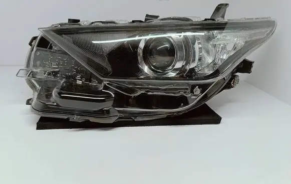 Toyota Auris E180 Headlight/headlamp 8115002K30 L1972 90070908