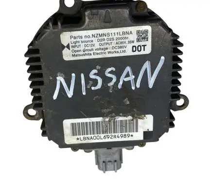 Nissan Pathfinder R51 Headlight ballast module Xenon NZMNS111LBNA AC85V35W D2RD2S2000H