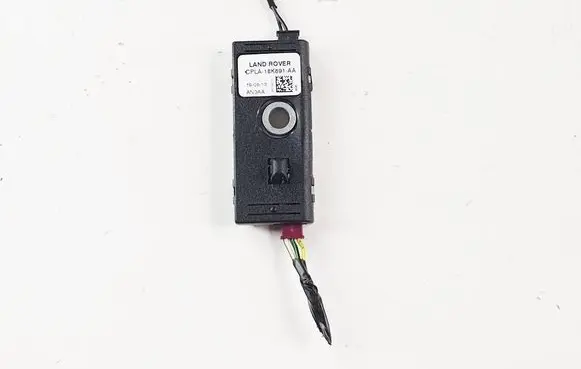 Jaguar E-Pace Aerial antenna amplifier CPLA18K891AA-JAG CPLA-18K891-AA