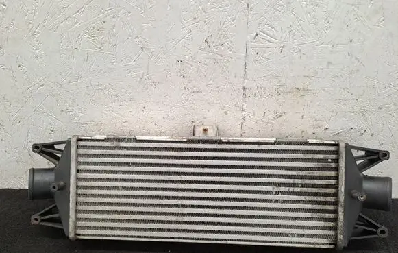 Iveco Daily 35.8 - 9 Intercooler radiator 866968000 1871024779