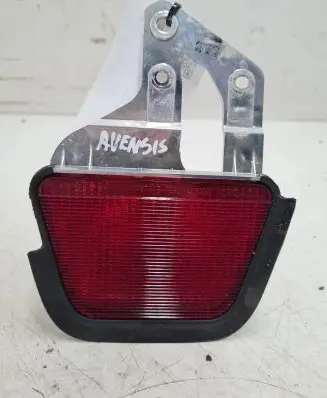 Toyota Avensis T250 Third/center stoplight 02S30892