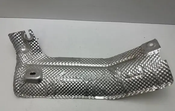 Ford Mustang VI Heat shield in engine bay FR3B63114A57AB