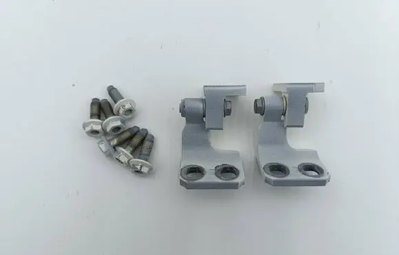 Maserati Ghibli Front door hinge set A048903