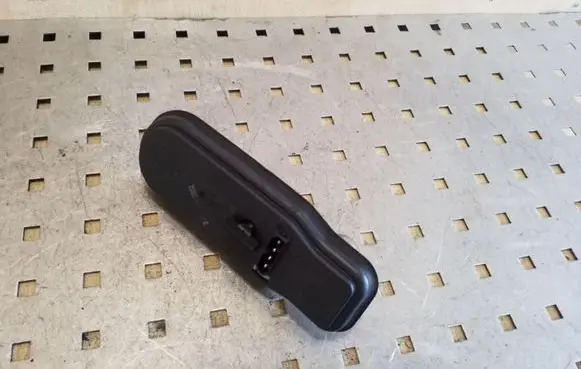 Tail light part