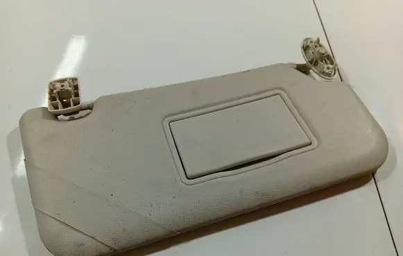 Ford Focus Sun visor