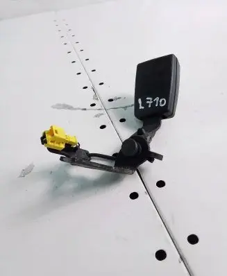 Mercedes-Benz E A207 Rear seatbelt buckle A2078600469