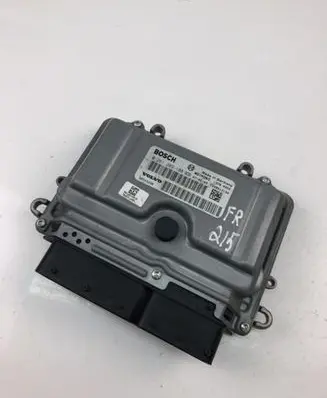 Volvo S80 Engine control unit/module 30743338