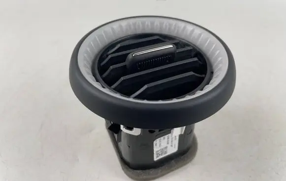 Seat Arona Dashboard side air vent grill/cover trim 6F0819204N 6F0819204