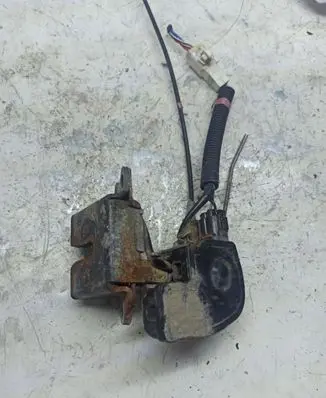 Toyota Corolla E120 E130 Tailgate/trunk/boot lock/catch/latch