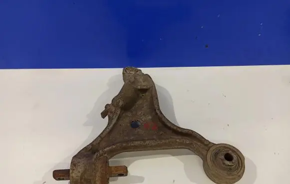 Volvo V70 Front lower control arm/wishbone 36012458 36051003