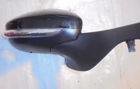 Citroen C3 Front door electric wing mirror KTVD