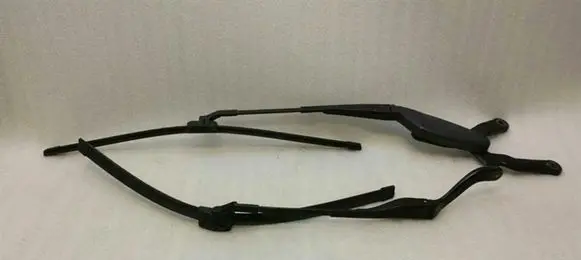 Mercedes-Benz CLS C219 Front wiper blade arm A2118201444