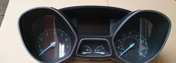 Ford Kuga II Speedometer (instrument cluster) GV4T10849KK
