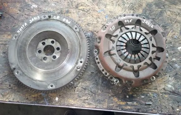 Toyota Yaris Clutch set kit 134510J010B