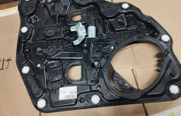 Jeep Renegade Rear door window regulator with motor 00519801510