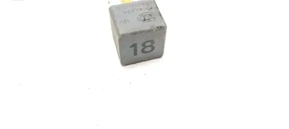 Volkswagen Golf II Other relay 191937503