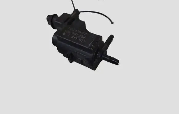 BMW 3 E90 E91 Turbo solenoid valve 70231800 7810831