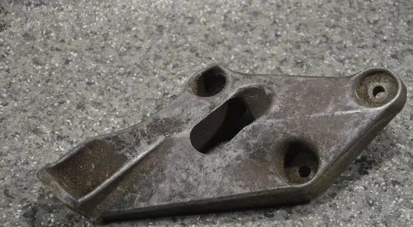 BMW 5 E34 Engine mounting bracket 1133363