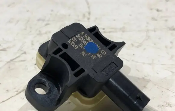 Jeep Grand Cherokee Airbag deployment crash/impact sensor