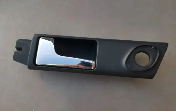 Audi A6 S6 C4 4A Front door interior handle 4A0839019