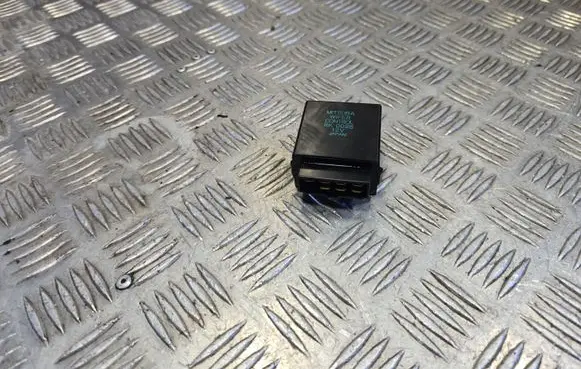 Subaru Forester SG Window wiper relay RK0098