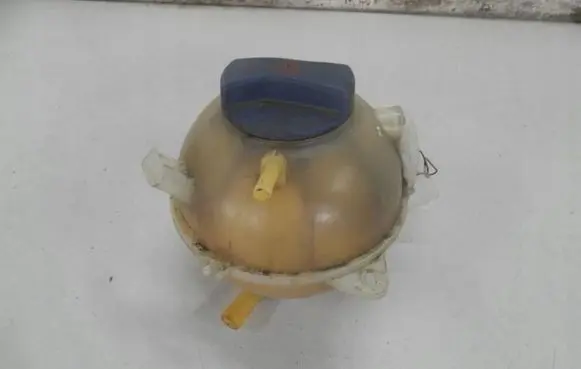 Audi A3 S3 8L Coolant expansion tank/reservoir 