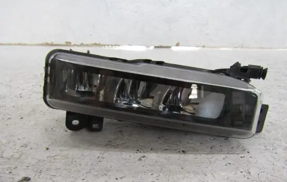 BMW 1 F40 Front fog light 8089979