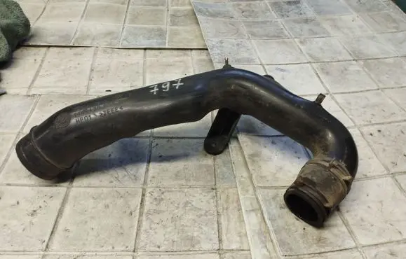 Volkswagen Polo IV 9N3 Intercooler hose/pipe 6Q0129654BD