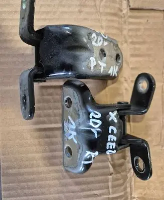 KIA Xceed Rear door hinge set 