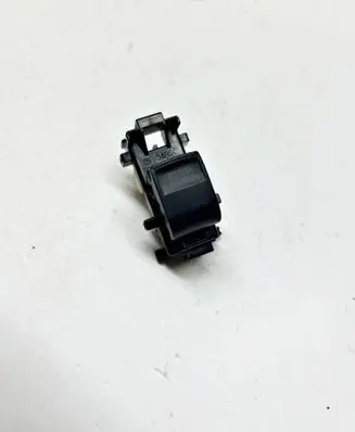 Toyota RAV 4 (XA40) Electric window control switch 8292A6N
