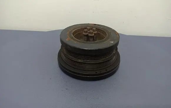 BMW 5 E39 Crankshaft pulley 11232247890