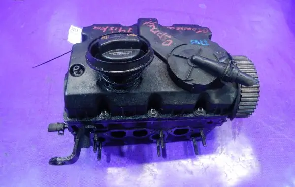 Volkswagen Polo IV 9N3 Engine head 045103373H